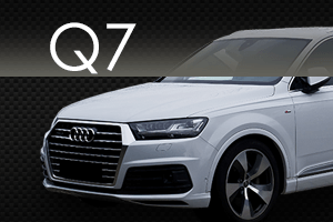 アウディ Q7